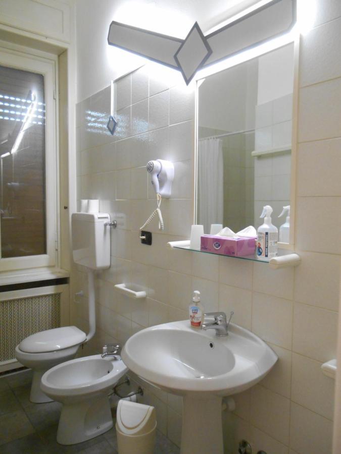 Le Rose Malpensa Bed and Breakfast Busto Arsizio Εξωτερικό φωτογραφία
