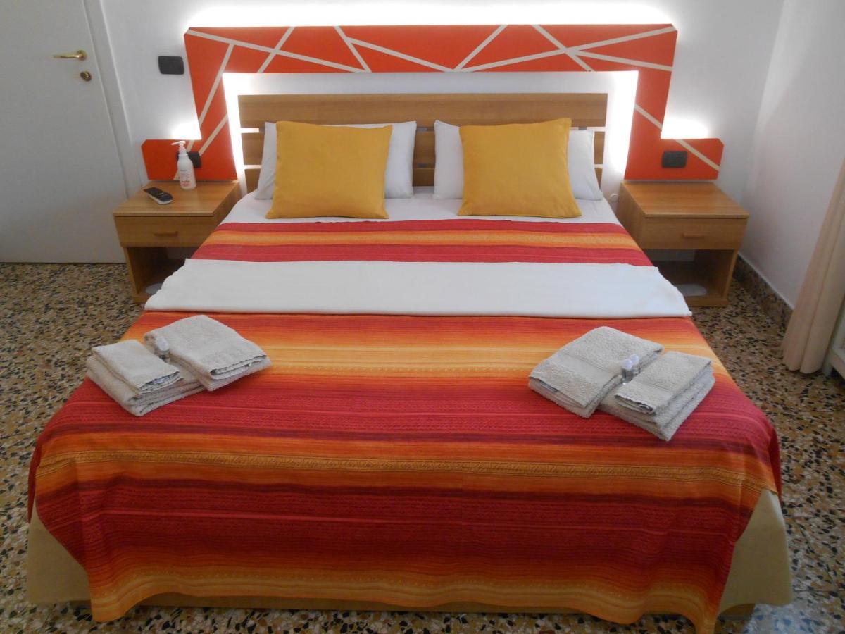 Le Rose Malpensa Bed and Breakfast Busto Arsizio Εξωτερικό φωτογραφία