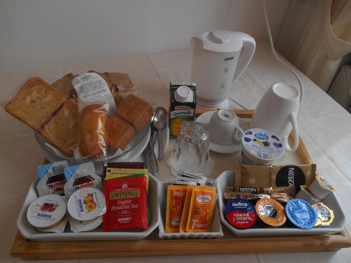 Le Rose Malpensa Bed and Breakfast Busto Arsizio Εξωτερικό φωτογραφία