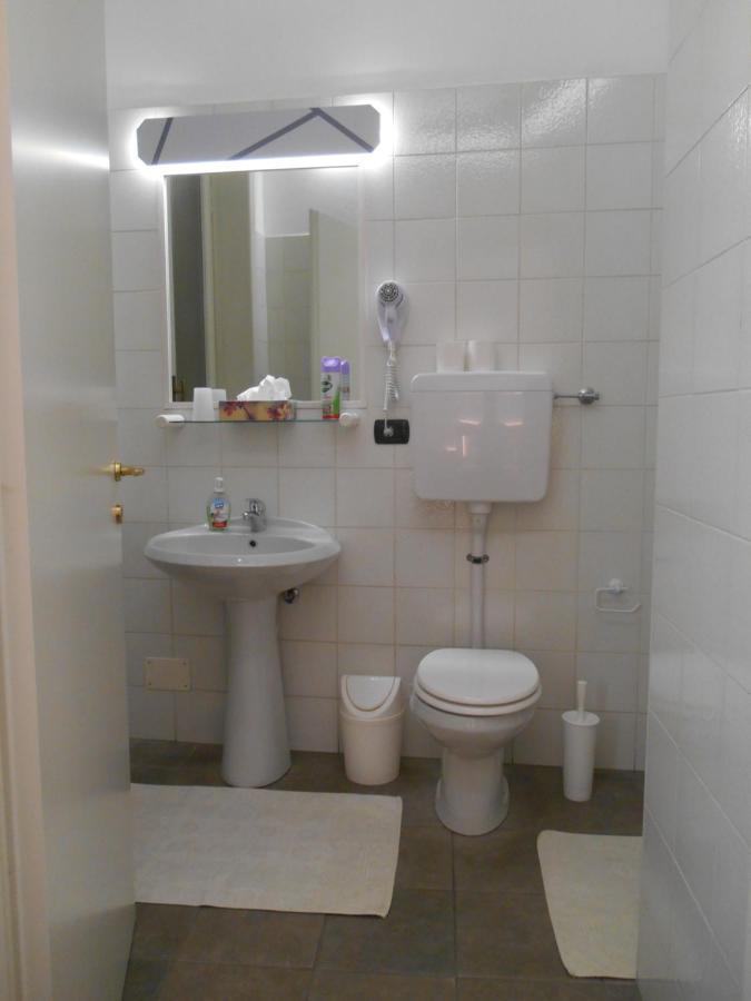 Le Rose Malpensa Bed and Breakfast Busto Arsizio Εξωτερικό φωτογραφία