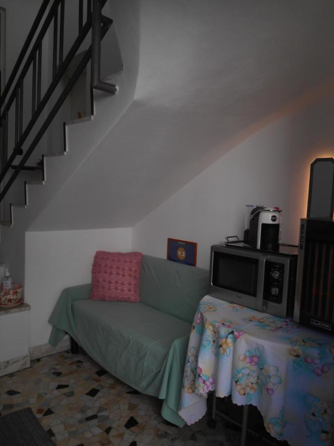 Le Rose Malpensa Bed and Breakfast Busto Arsizio Εξωτερικό φωτογραφία