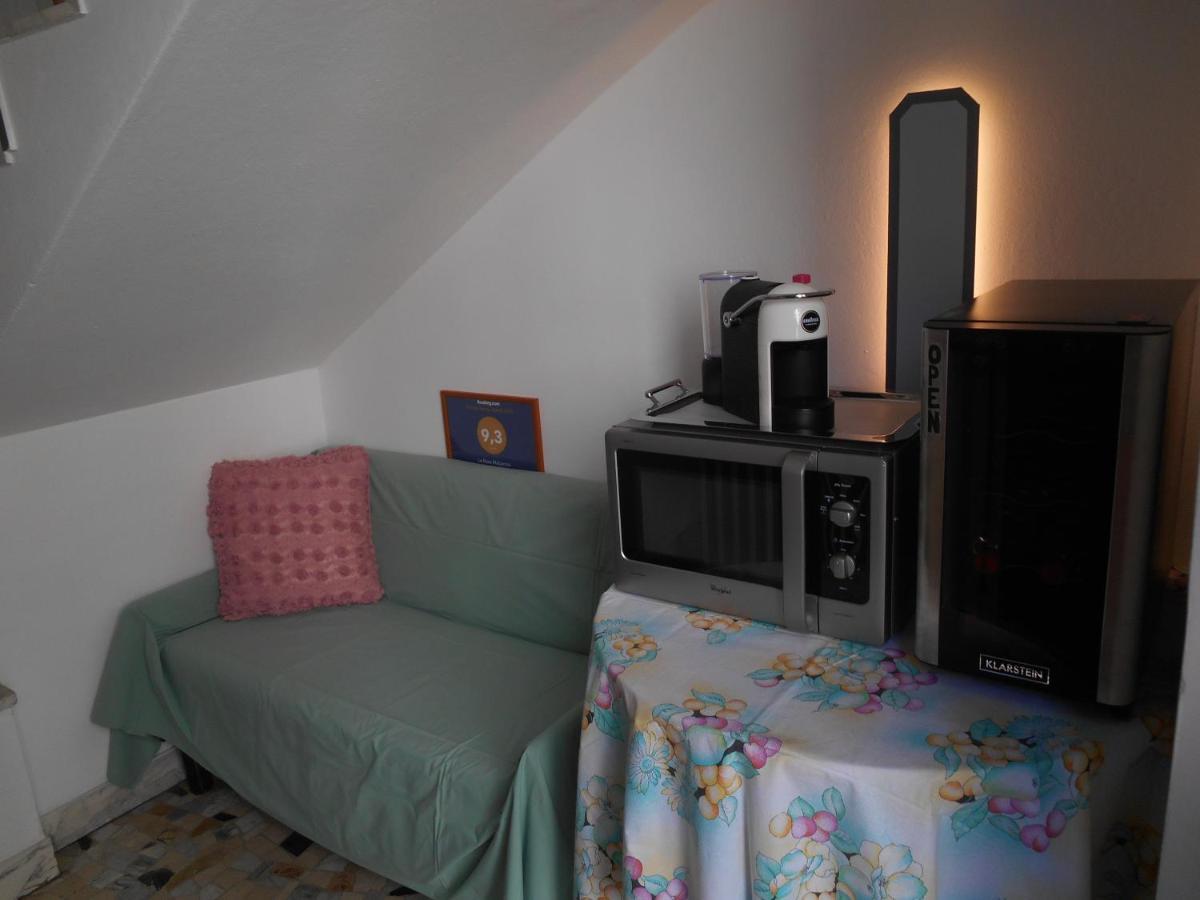 Le Rose Malpensa Bed and Breakfast Busto Arsizio Εξωτερικό φωτογραφία