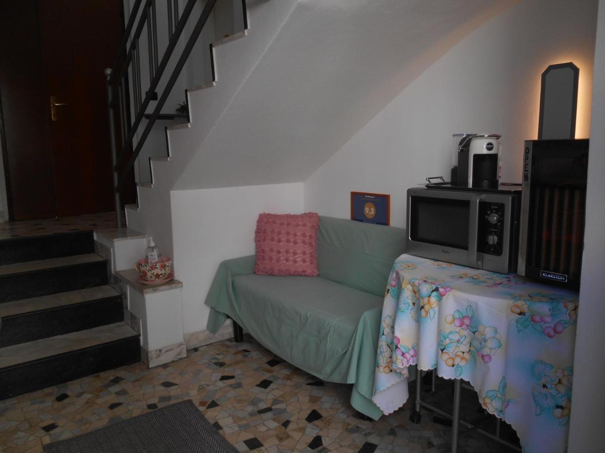 Le Rose Malpensa Bed and Breakfast Busto Arsizio Εξωτερικό φωτογραφία